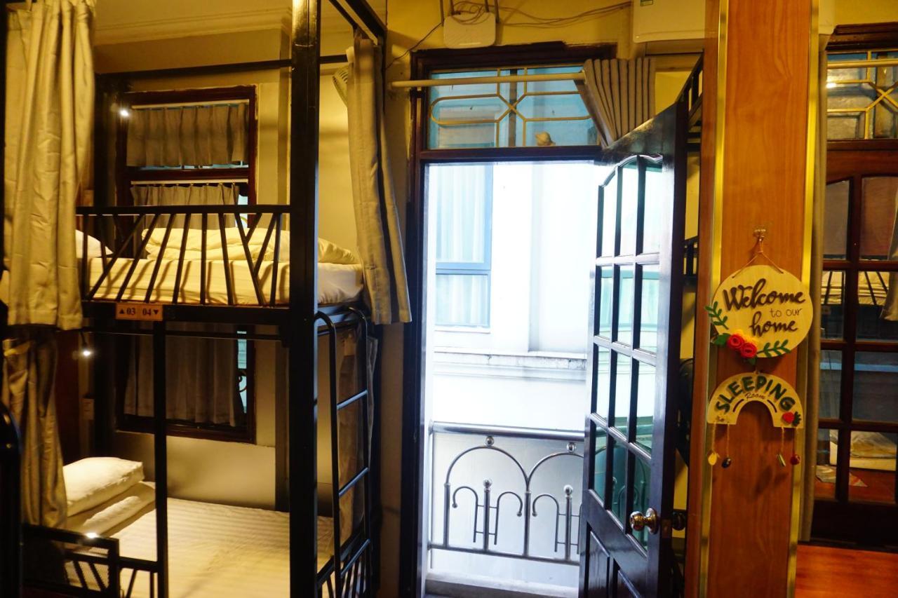 Nusmile'S Hostel And Travel Ханой Екстериор снимка