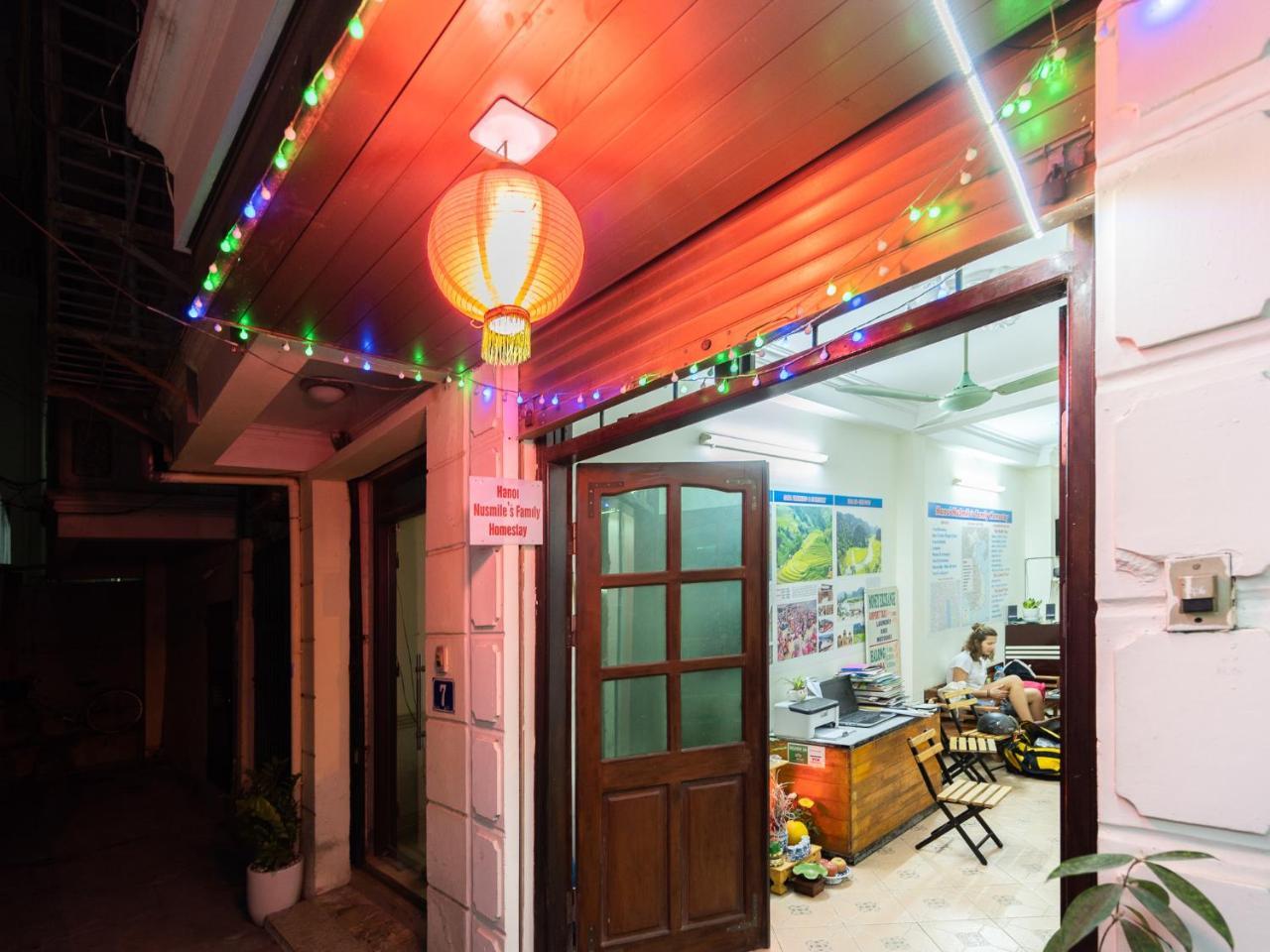 Nusmile'S Hostel And Travel Ханой Екстериор снимка